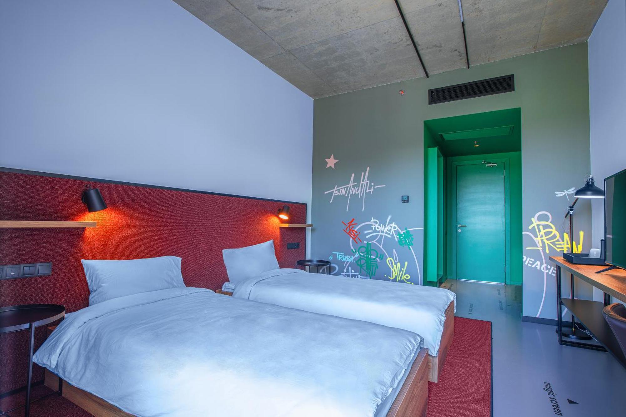 Park Hotel Tsinandali Estate מראה חיצוני תמונה